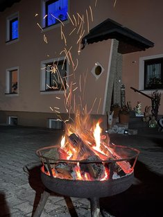 Feuerschale auf unserem Hof