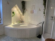 Bad des Gästezimmers